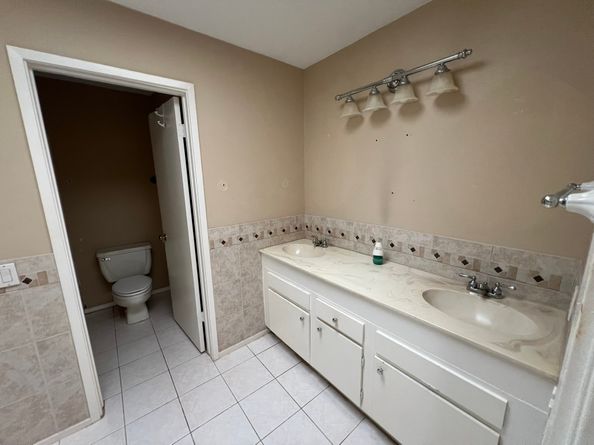 168 Litchfield Lane, Houston TX 77024