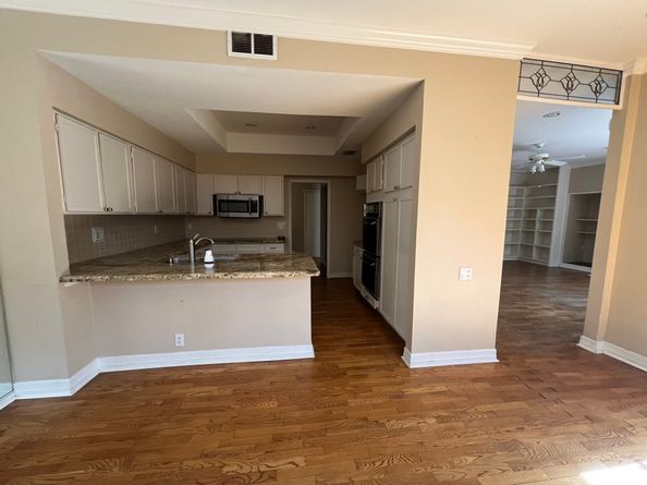 168 Litchfield Lane, Houston TX 77024