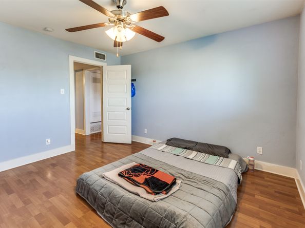 3815 Guadalupe Street 305, Austin TX 78751