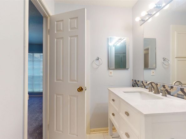 2323 Fairwind Road 860, Houston TX 77062