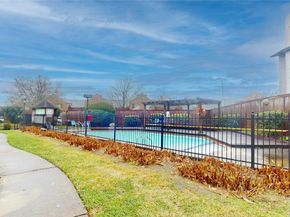 2323 Fairwind Road 860, Houston TX 77062