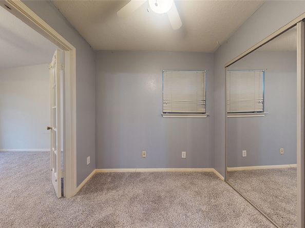 2323 Fairwind Road 860, Houston TX 77062