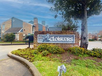 2323 Fairwind Road