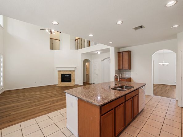 5422 Belle Manor Lane, Sugar Land TX 77479