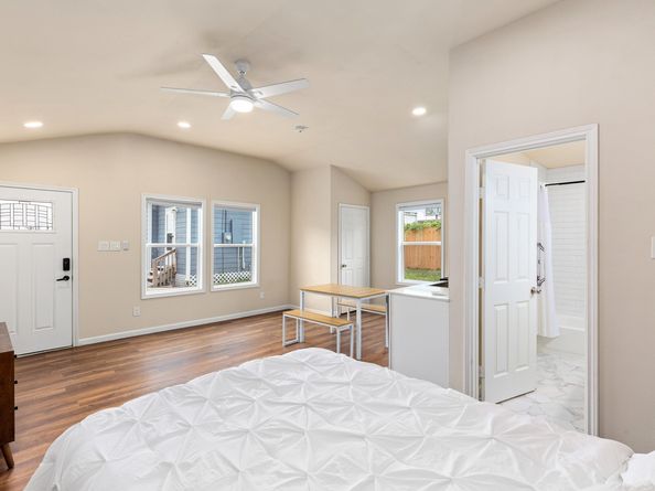 803 Vincent Street, Houston TX 77009