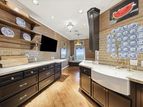 2121 Kirby Drive 21NW, Houston TX 77019