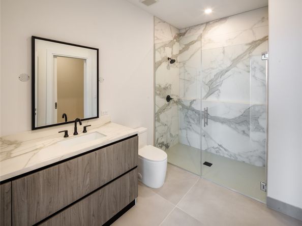 1711 Allen Parkway 2602, Houston TX 77019