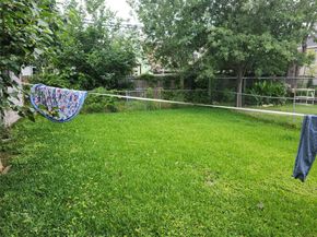 4215 Edison Street, Houston TX 77009