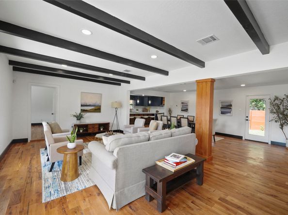 701 W 39th Street, Houston TX 77018