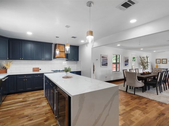 701 W 39th Street, Houston TX 77018