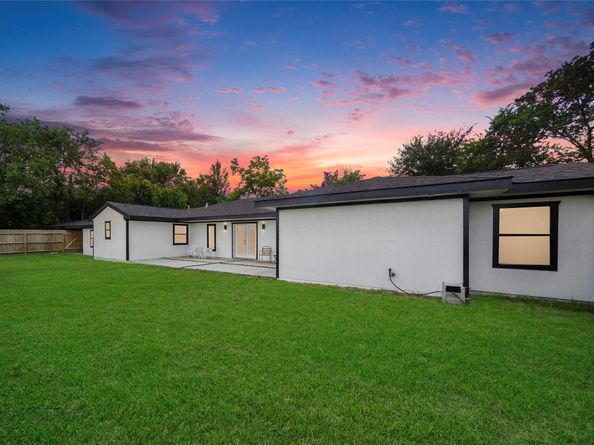 701 W 39th Street, Houston TX 77018