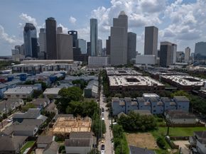1016 Ruthven Street A, Houston TX 77019