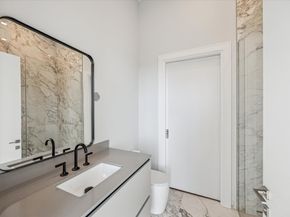 1711 Allen Parkway 3401, Houston TX 77019