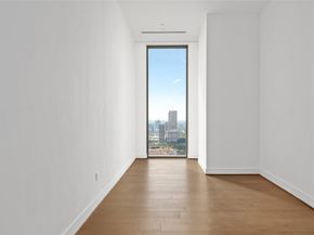 1711 Allen Parkway 3401, Houston TX 77019