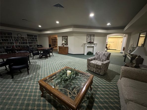 2815 Kings Crossing Drive 308, Houston TX 77345