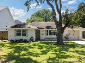 2107 Hewitt Drive, Houston TX 77018