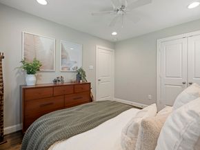 2107 Hewitt Drive, Houston TX 77018