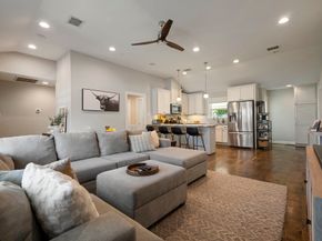 2107 Hewitt Drive, Houston TX 77018
