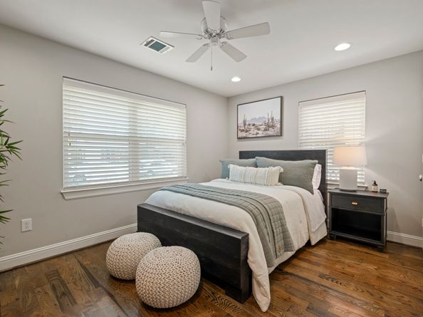 2107 Hewitt Drive, Houston TX 77018
