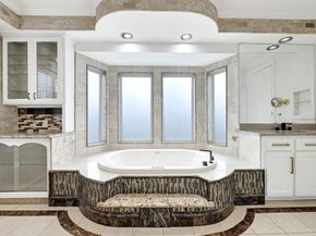 1 Magnolia Bend Drive, Hunters Creek Village TX 77024
