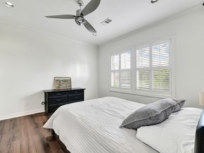 1 Magnolia Bend Drive, Hunters Creek Village TX 77024