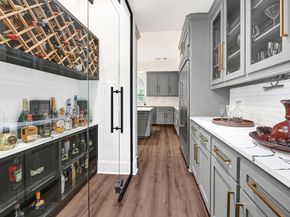 1 Magnolia Bend Drive, Hunters Creek Village TX 77024