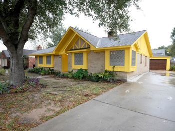 12323 Bexley Drive