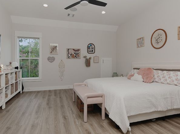 27003 Hidden Grove Landing Drive, Spring TX 77386