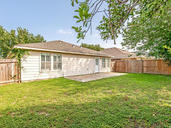 9614 Summer Laurel Lane, Houston TX 77088