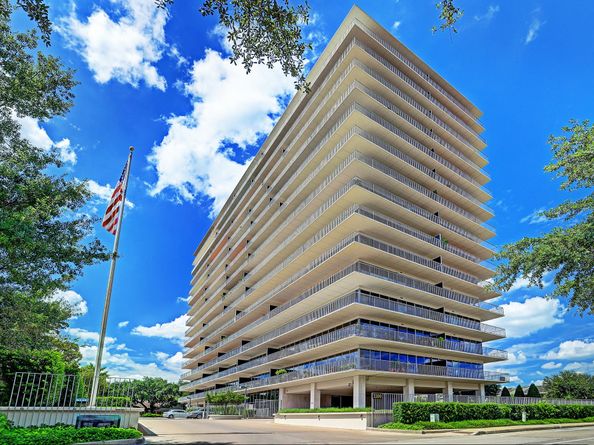 2200 Willowick Road 7B, Houston TX 77027