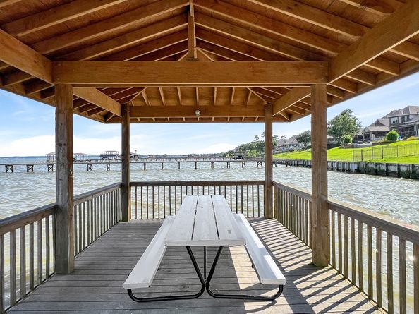 13842 Lake Livingston Drive, Houston TX 77044