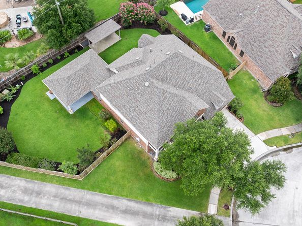 13842 Lake Livingston Drive, Houston TX 77044