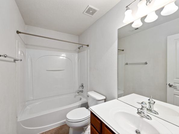 13842 Lake Livingston Drive, Houston TX 77044