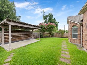 13842 Lake Livingston Drive, Houston TX 77044