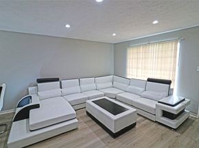 6305 Westward Street 110, Houston TX 77081