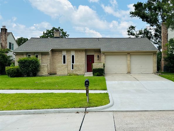 15474 Peermont Street, Houston TX 77062