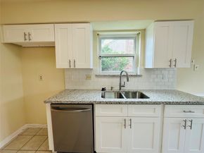 15474 Peermont Street, Houston TX 77062