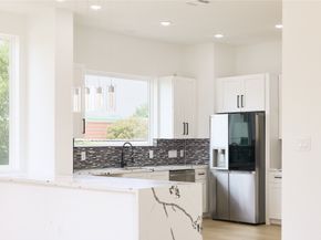 3508 Sauer Street, Houston TX 77004