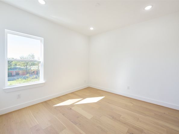 3508 Sauer Street, Houston TX 77004