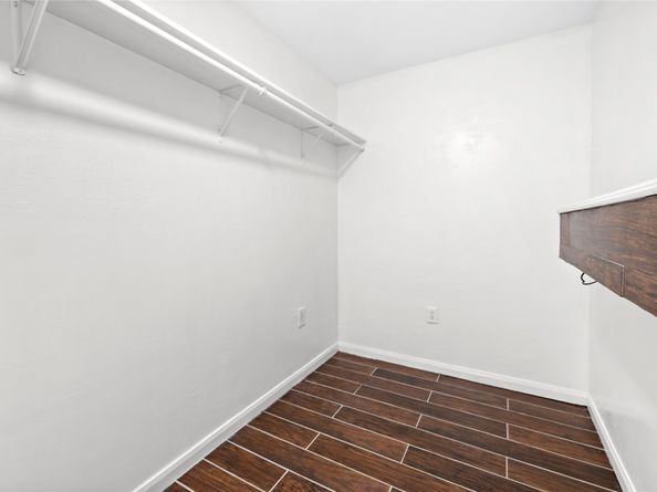 13902 Ambrose Street, Houston TX 77045