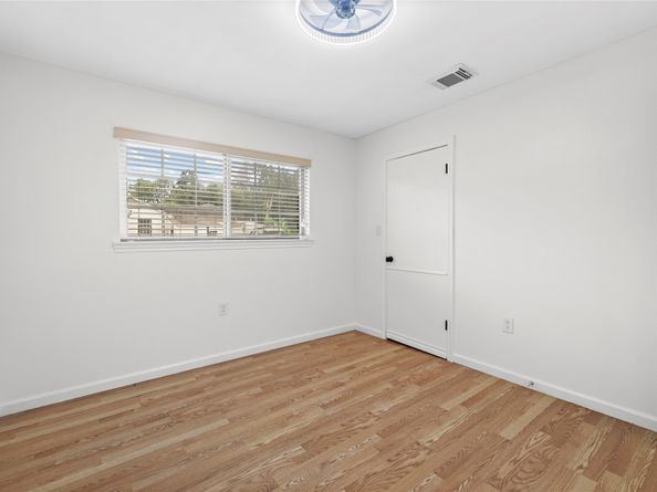 13902 Ambrose Street, Houston TX 77045