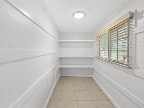 13902 Ambrose Street, Houston TX 77045