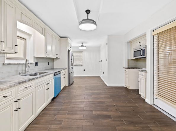 13902 Ambrose Street, Houston TX 77045