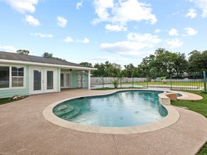 13902 Ambrose Street, Houston TX 77045