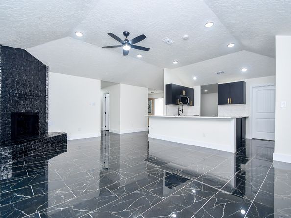 6530 La Violetta Drive, Houston TX 77083