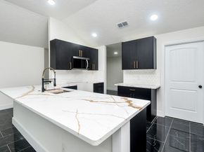 6530 La Violetta Drive, Houston TX 77083