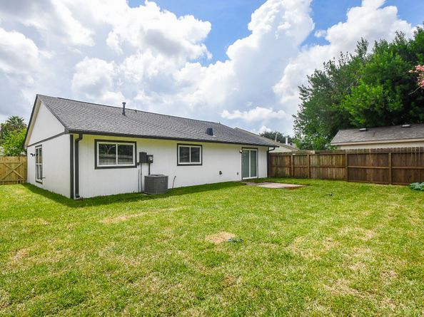 6530 La Violetta Drive, Houston TX 77083