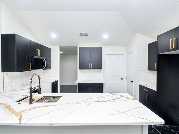6530 La Violetta Drive, Houston TX 77083