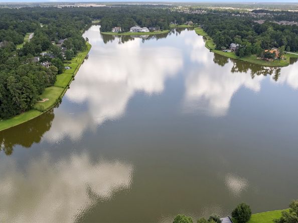 3207 W Benders Landing Boulevard, Spring TX 77386
