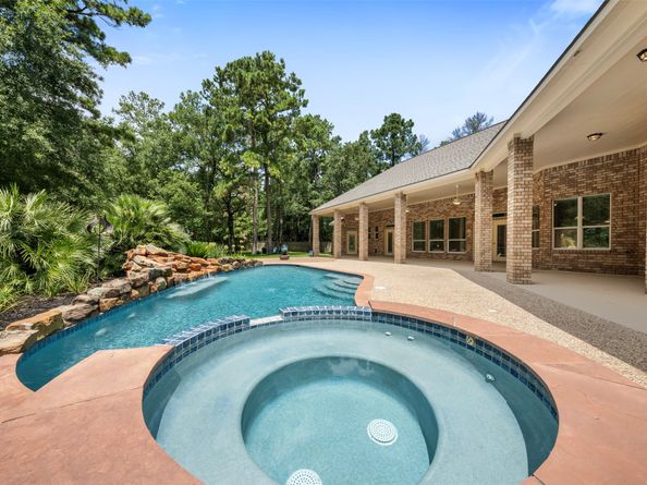 3207 W Benders Landing Boulevard, Spring TX 77386